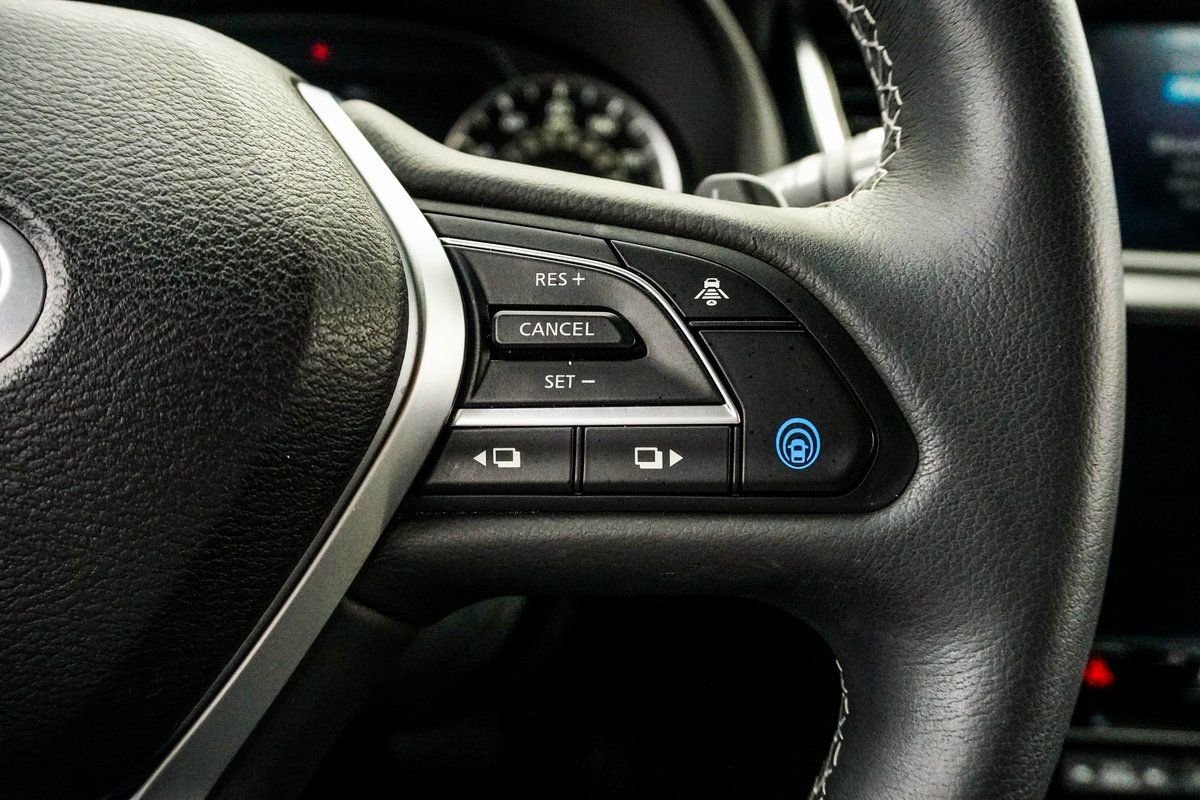 Used 2023 INFINITI QX50 Luxe w/ Cargo Package image 30