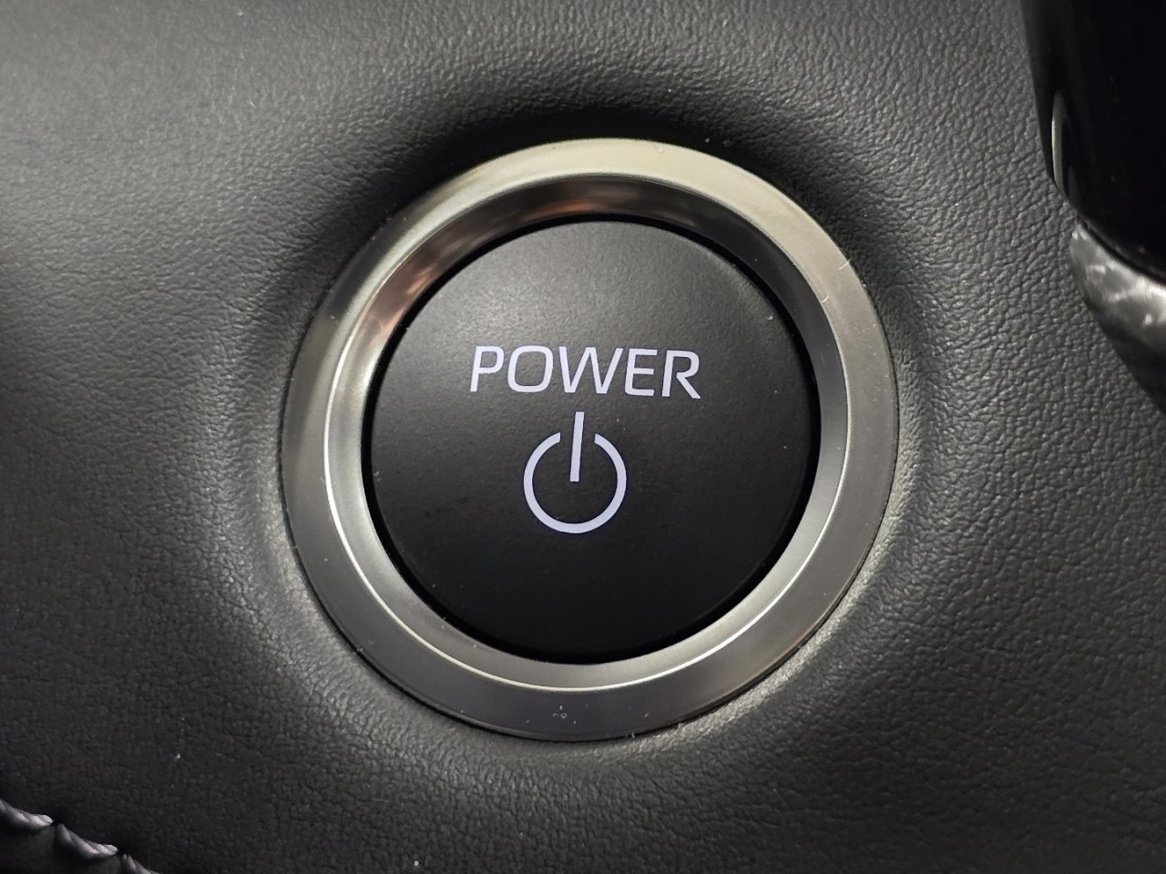 New 2026 Toyota Highlander Platinum image 33