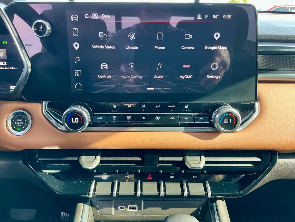 Used 2025 GMC Canyon AT4 AWD/4WD image 35