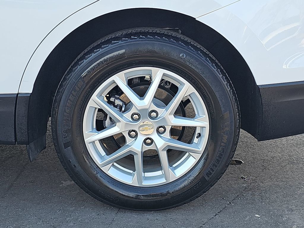 Used 2023 Chevrolet Equinox LT image 35
