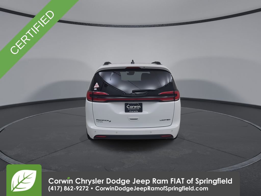 Certified 2025 Chrysler Pacifica Limited image 13