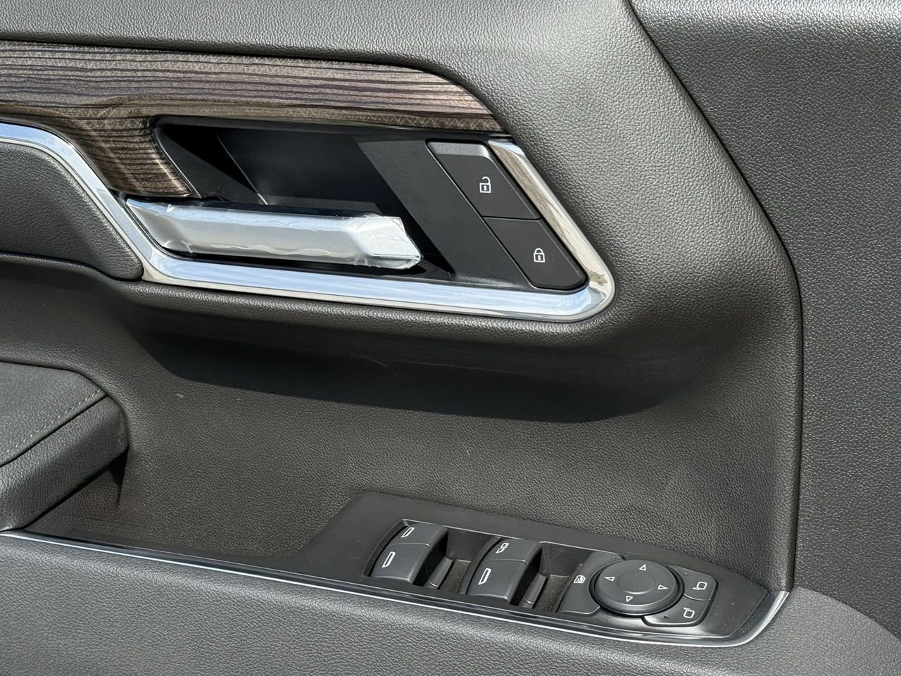 New 2026 Chevrolet Silverado 1500 LT image 18