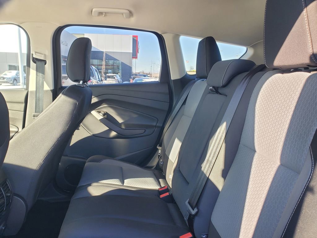 Used 2018 Ford Escape SE w/ SE Sync 3 Package image 28