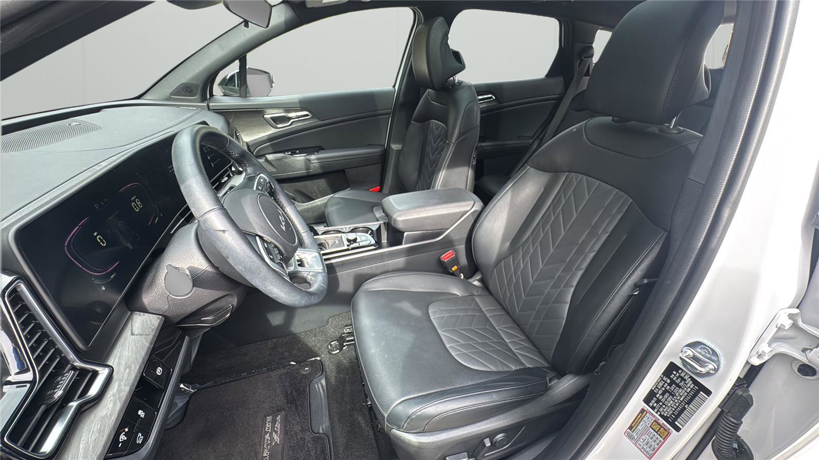 Used 2025 Kia Sportage X-Line w/ Premium Package image 10