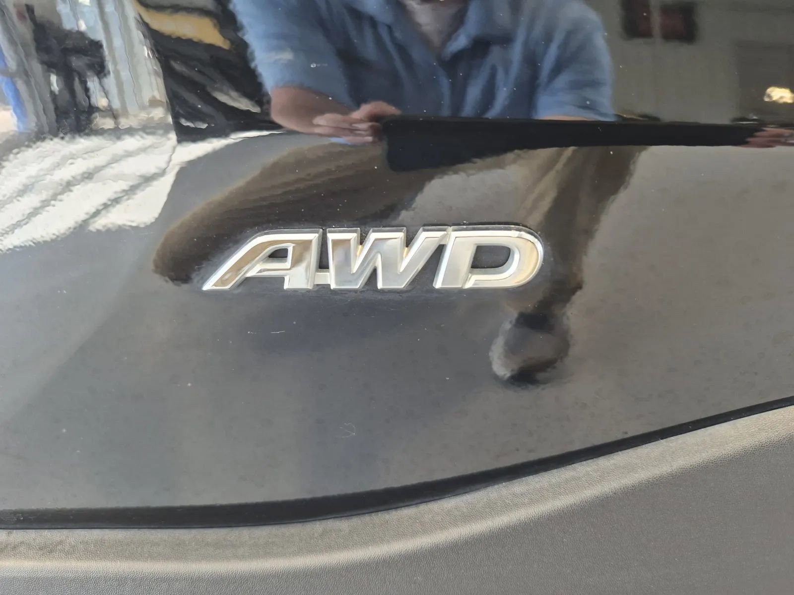 Used 2022 Toyota RAV4 LE AWD/4WD image 39