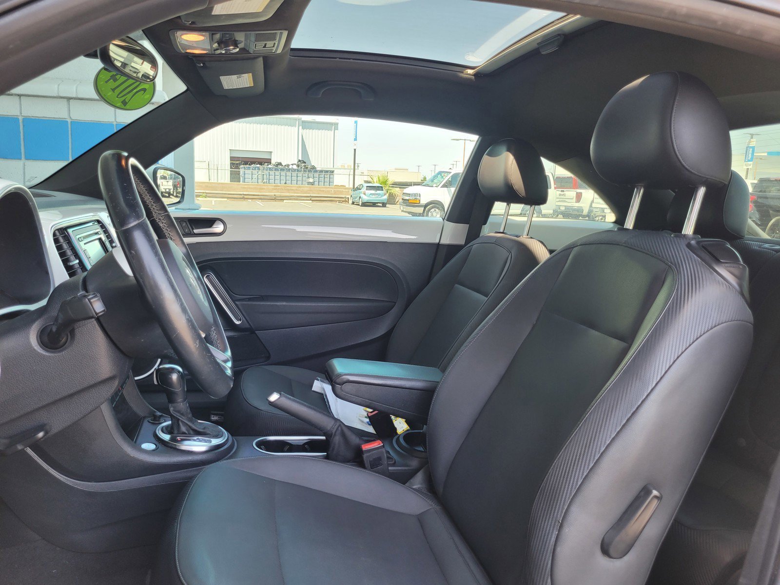 Used 2014 Volkswagen Beetle 2.5 FWD image 12