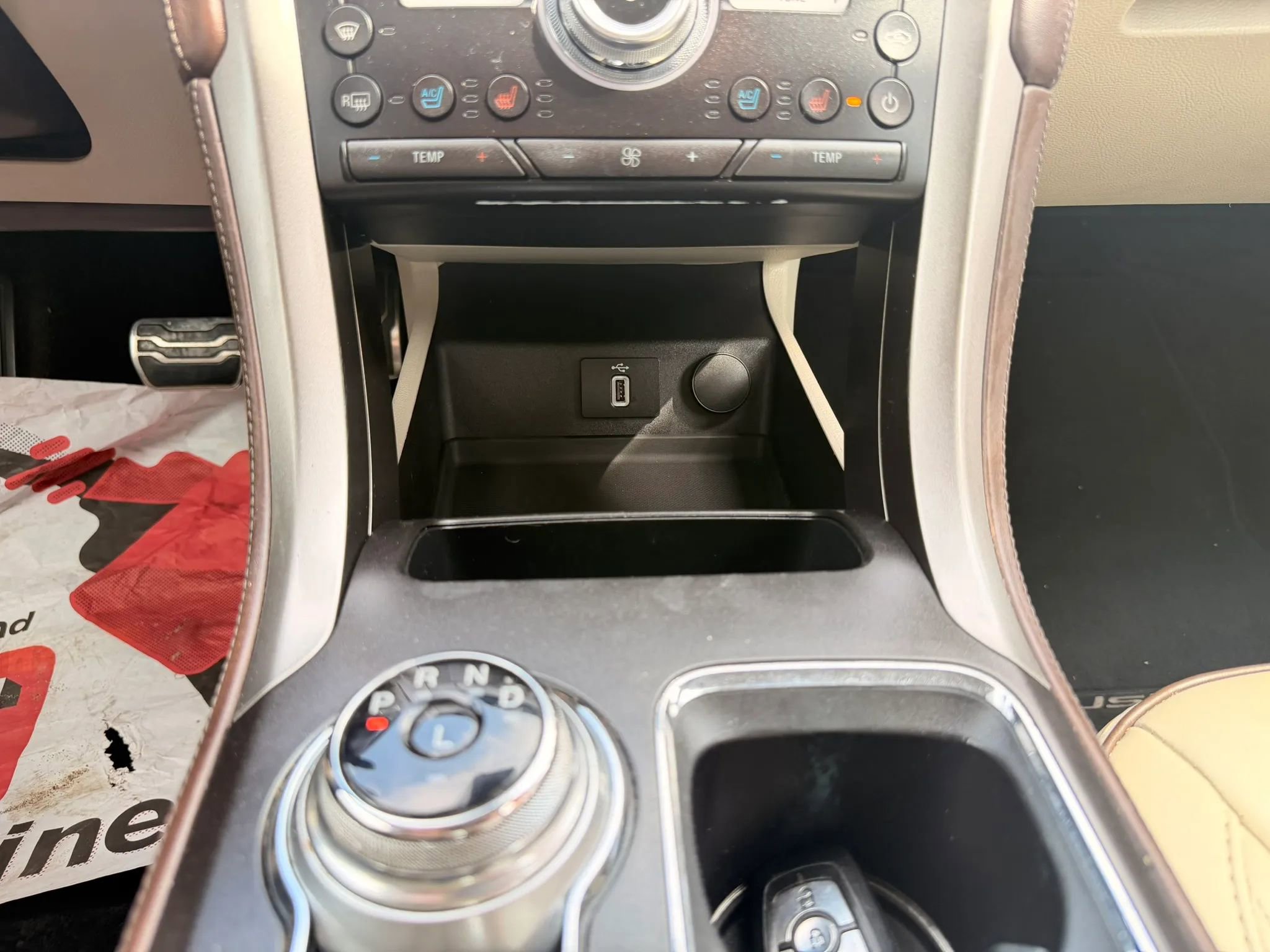 Used 2017 Ford Fusion Energi Platinum FWD image 20