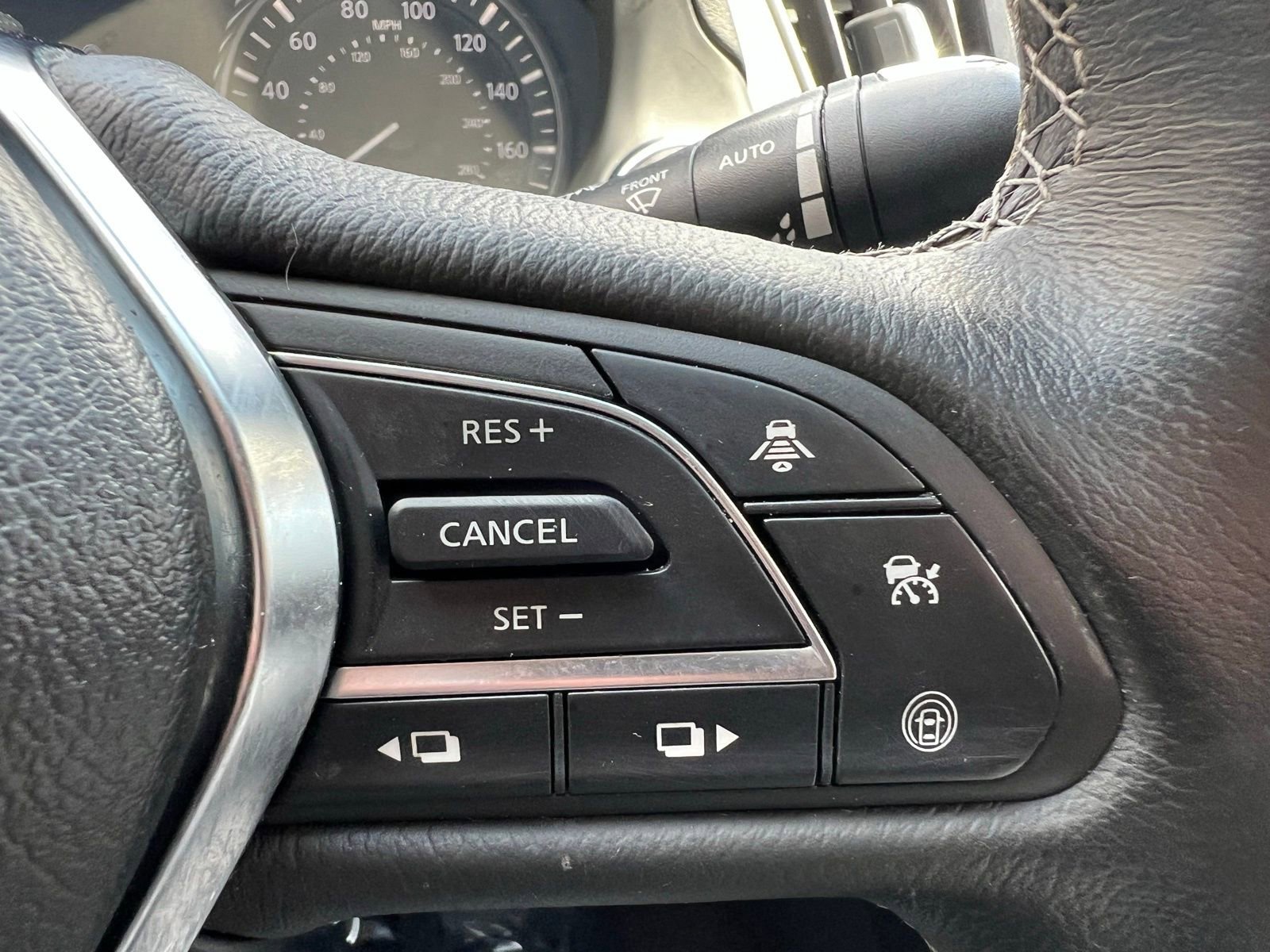 Used 2022 INFINITI Q50 Luxe w/ Cargo Package AWD/4WD image 31