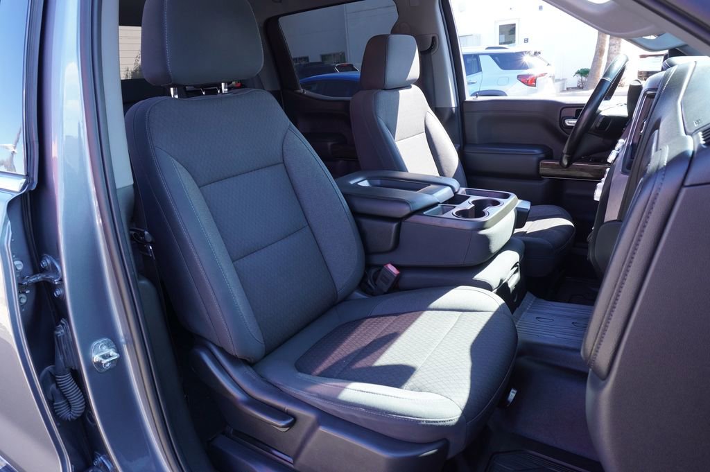 Used 2020 GMC Sierra 1500 SLE w/ SLE Value Package image 13