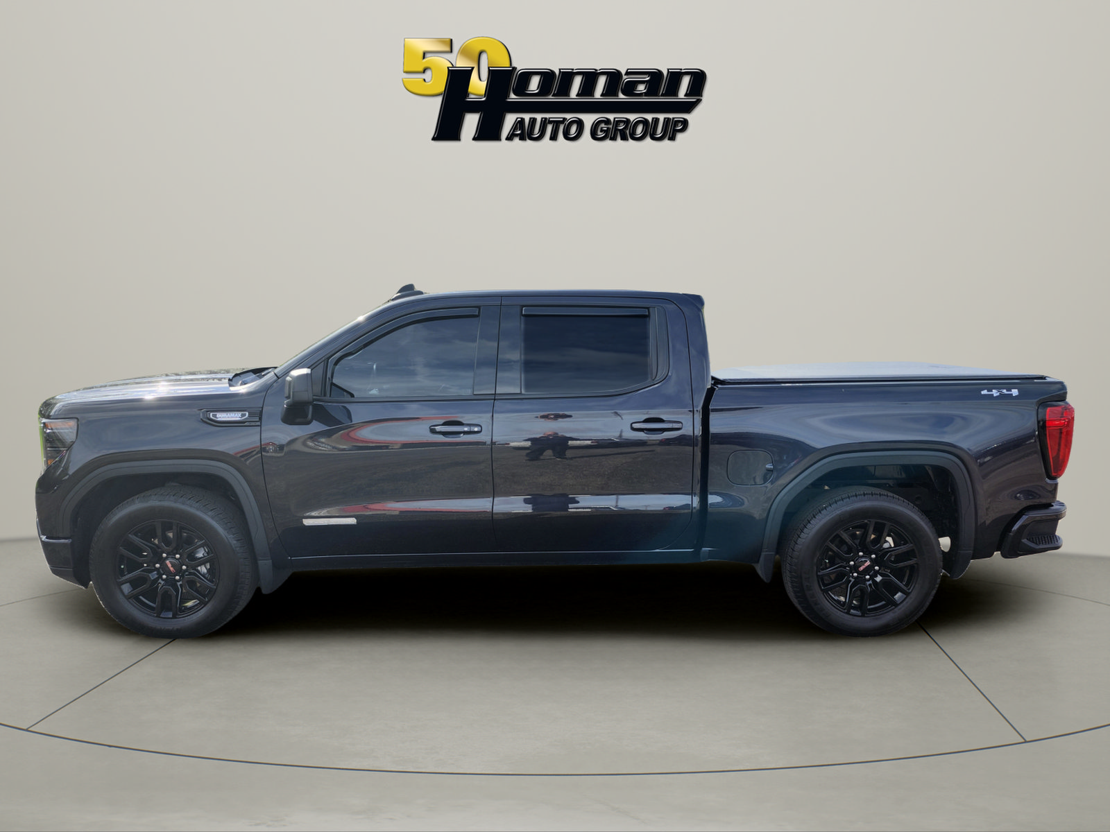 Used 2024 GMC Sierra 1500 Elevation AWD/4WD image 2