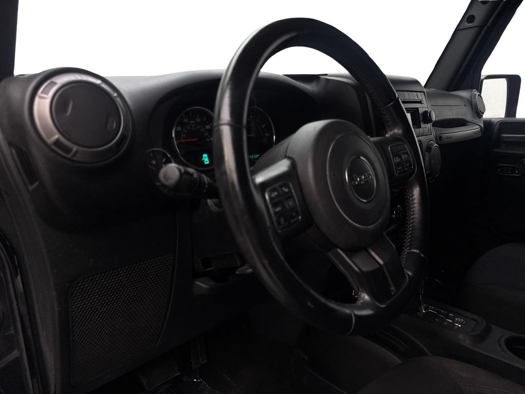 Used 2015 Jeep Wrangler Unlimited Sport w/ Quick Order Package 24S AWD/4WD image 46