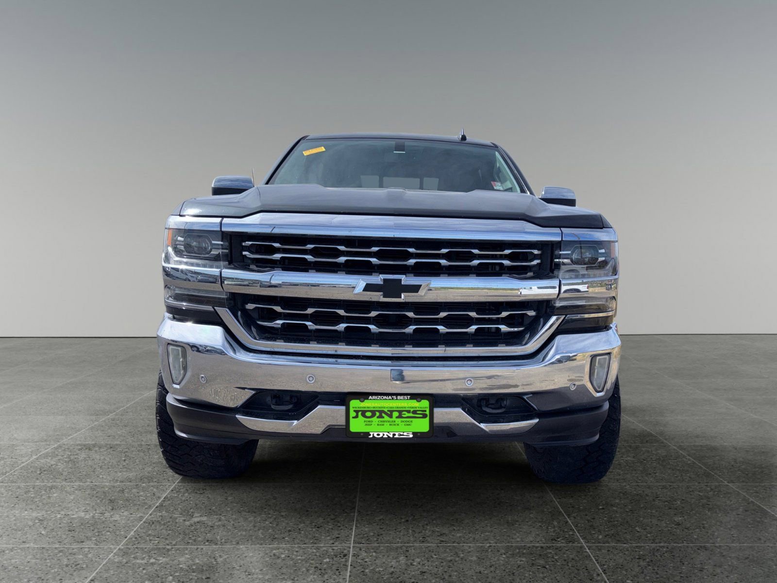 Used 2017 Chevrolet Silverado 1500 LTZ w/ LTZ Plus Package AWD/4WD image 11