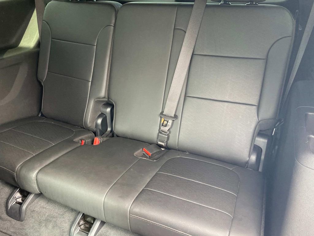 Used 2023 Chevrolet Traverse High Country image 8