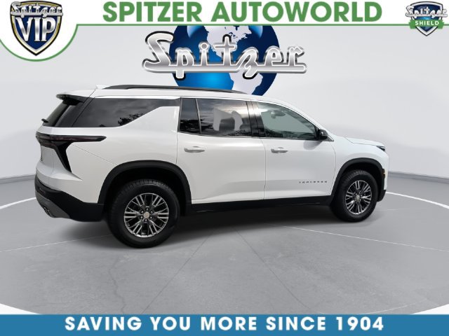 Used 2025 Chevrolet Traverse LT AWD/4WD image 11