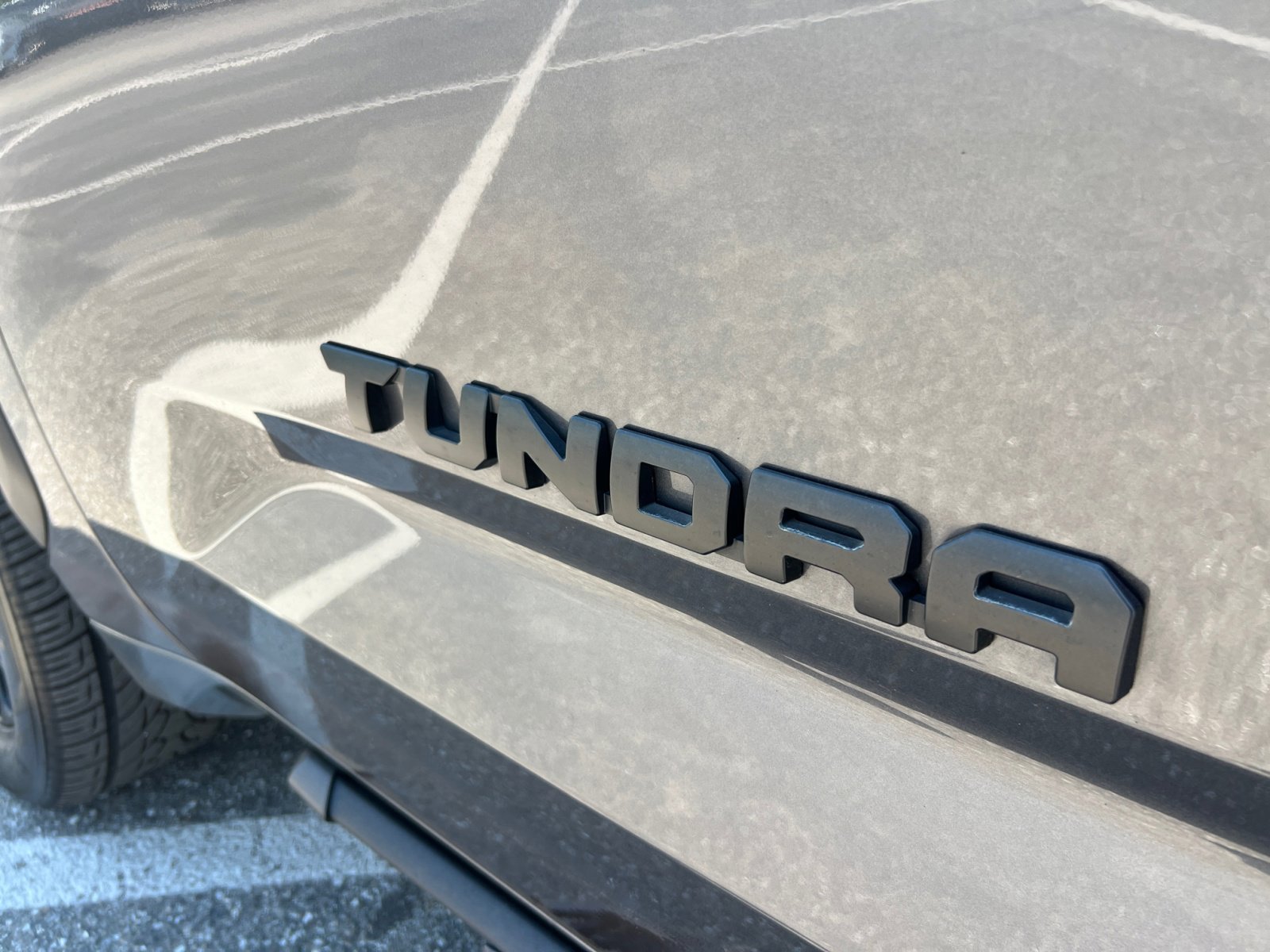 Used 2024 Toyota Tundra Limited image 29