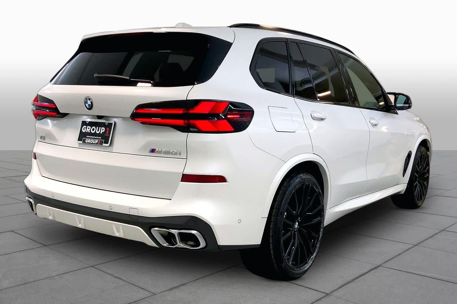 Used 2026 BMW X5 M60i AWD/4WD image 12
