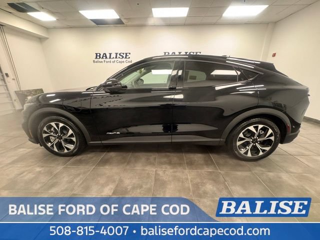 Used 2025 Ford Mustang Mach-E Select w/ Comfort Package Lite AWD/4WD image 4