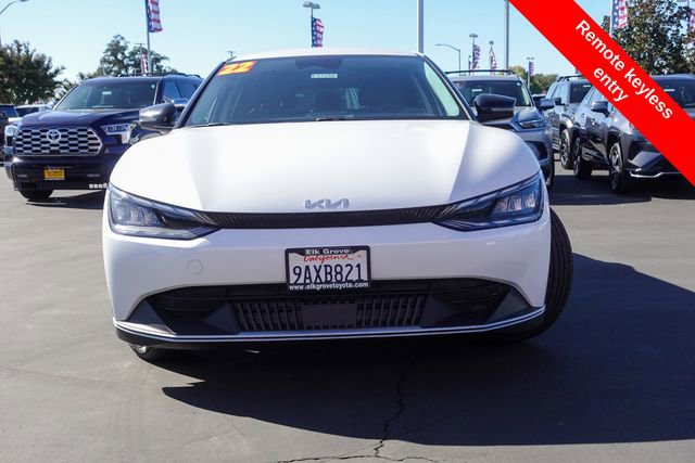 Used 2022 Kia EV6 Light image 3