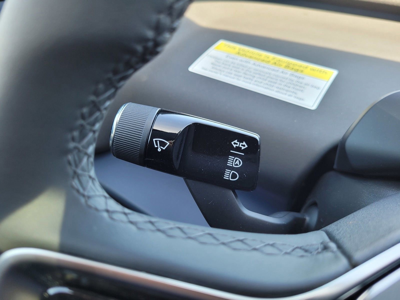 New 2026 Volvo EX30 Plus w/ Protection Package Premier image 16