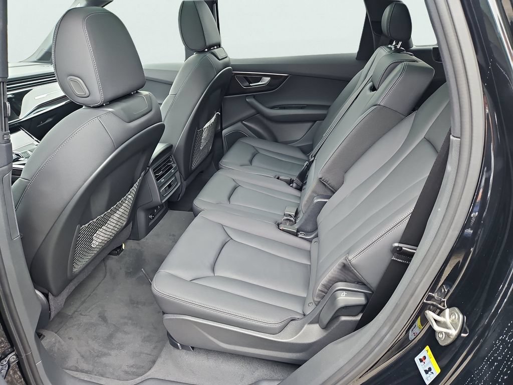 New 2026 Audi Q7 2.0T Premium AWD/4WD image 23