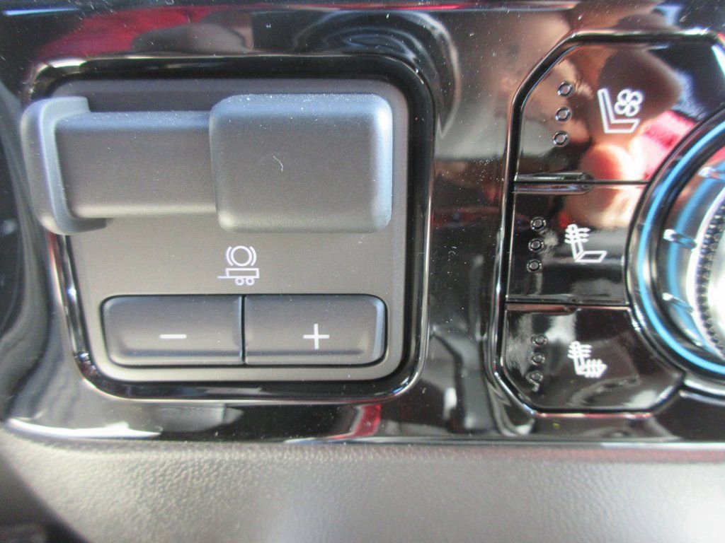 New 2026 GMC Sierra 1500 SLT w/ SLT Convenience Package image 22