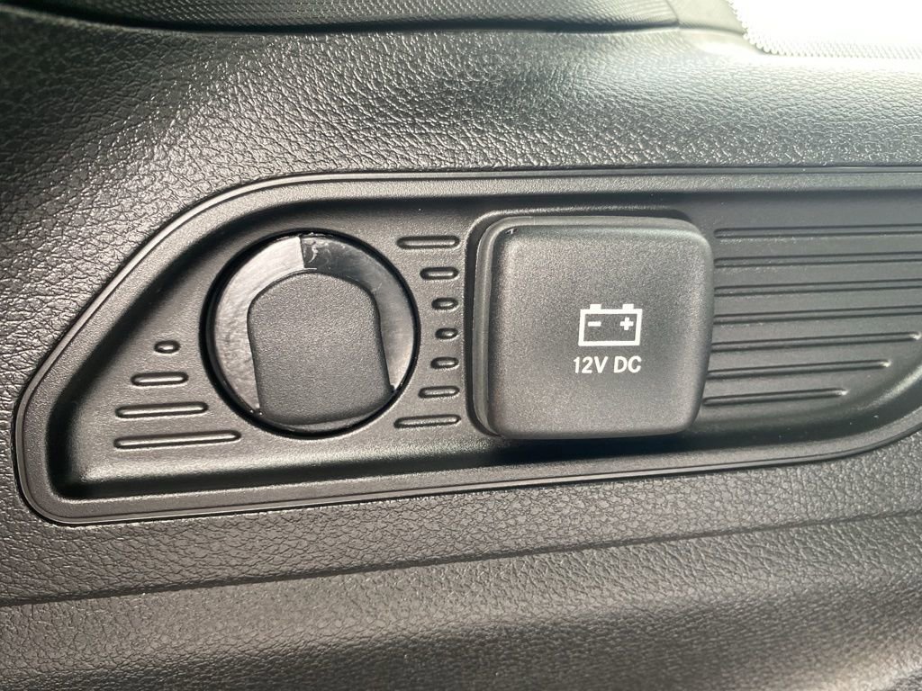 New 2025 Jeep Grand Cherokee Limited w/ Black Appearance Package image 17