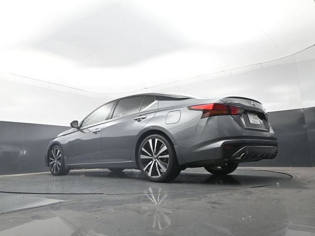 Used 2020 Nissan Altima 2.0 Platinum FWD image 23