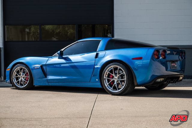 Used 2009 Chevrolet Corvette Z06 w/ Preferred Equipment Group RWD image 4