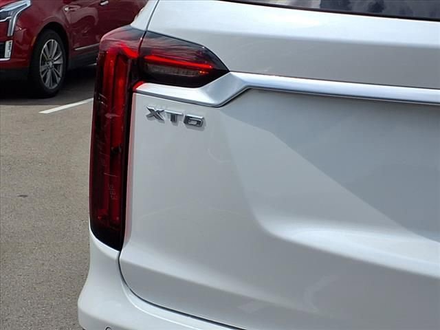 New 2025 Cadillac XT6 Premium Luxury image 12