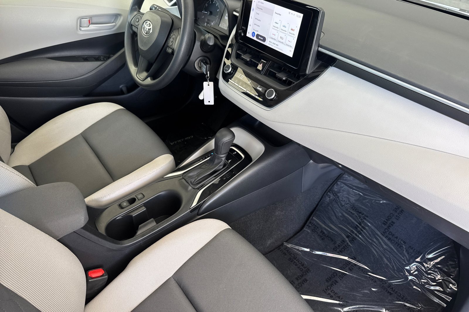 Certified 2023 Toyota Corolla LE w/ Carpet Mat Package (TMS) FWD image 14