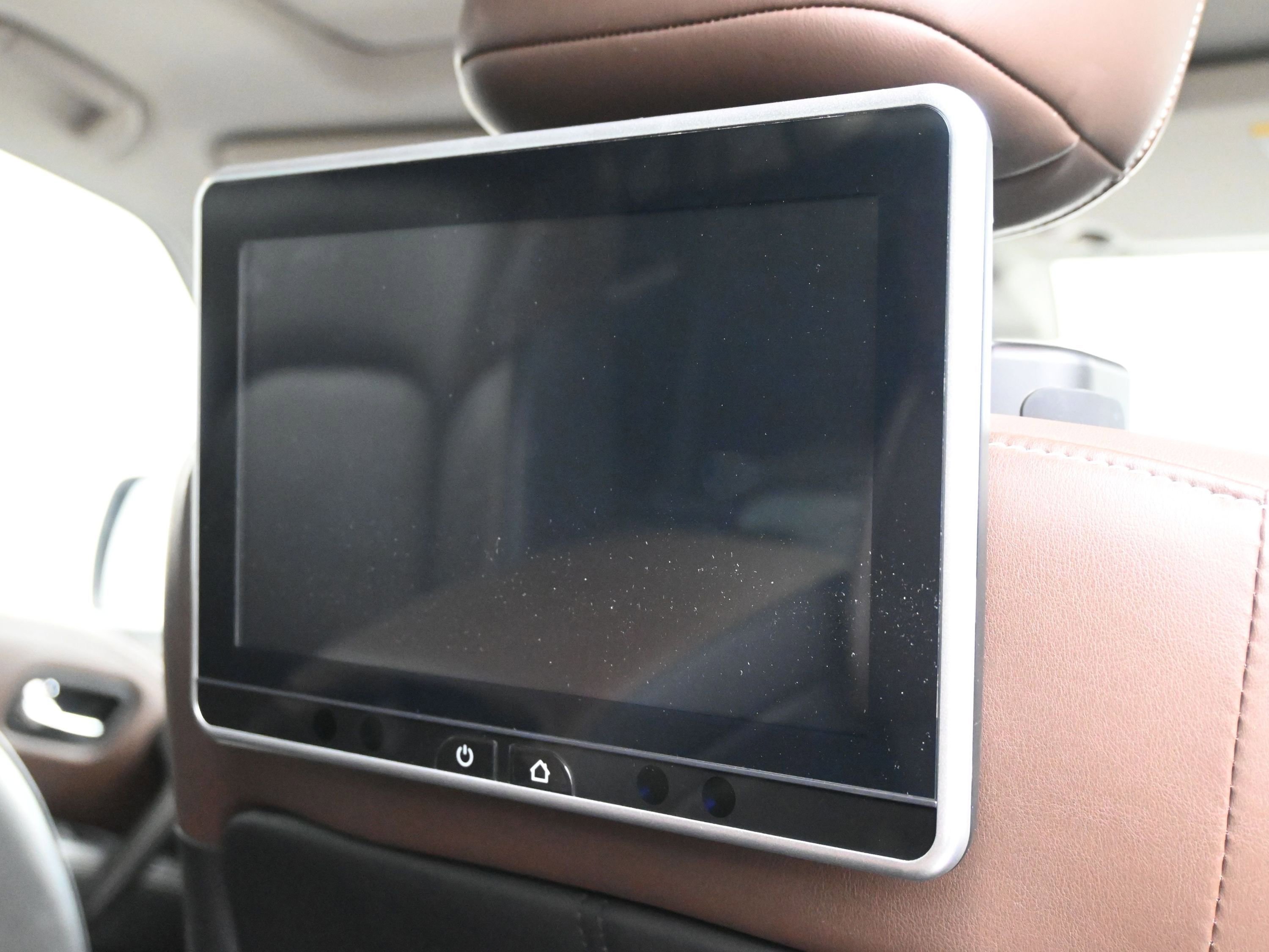 Used 2023 INFINITI QX80 Premium Select w/ All-Season Package image 13