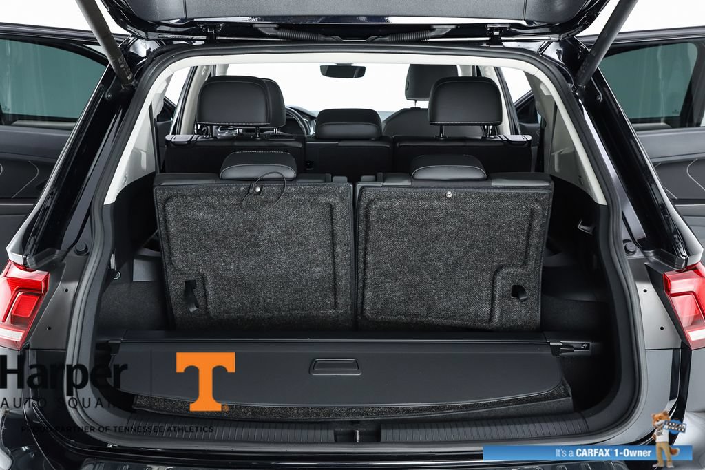 Used 2023 Volkswagen Tiguan SE w/ Panoramic Sunroof Package FWD image 66