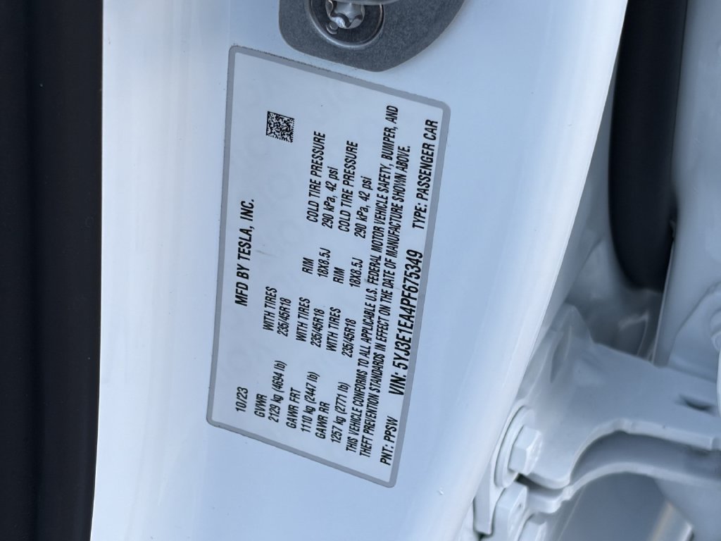 Used 2023 Tesla Model 3 Standard Range RWD image 29