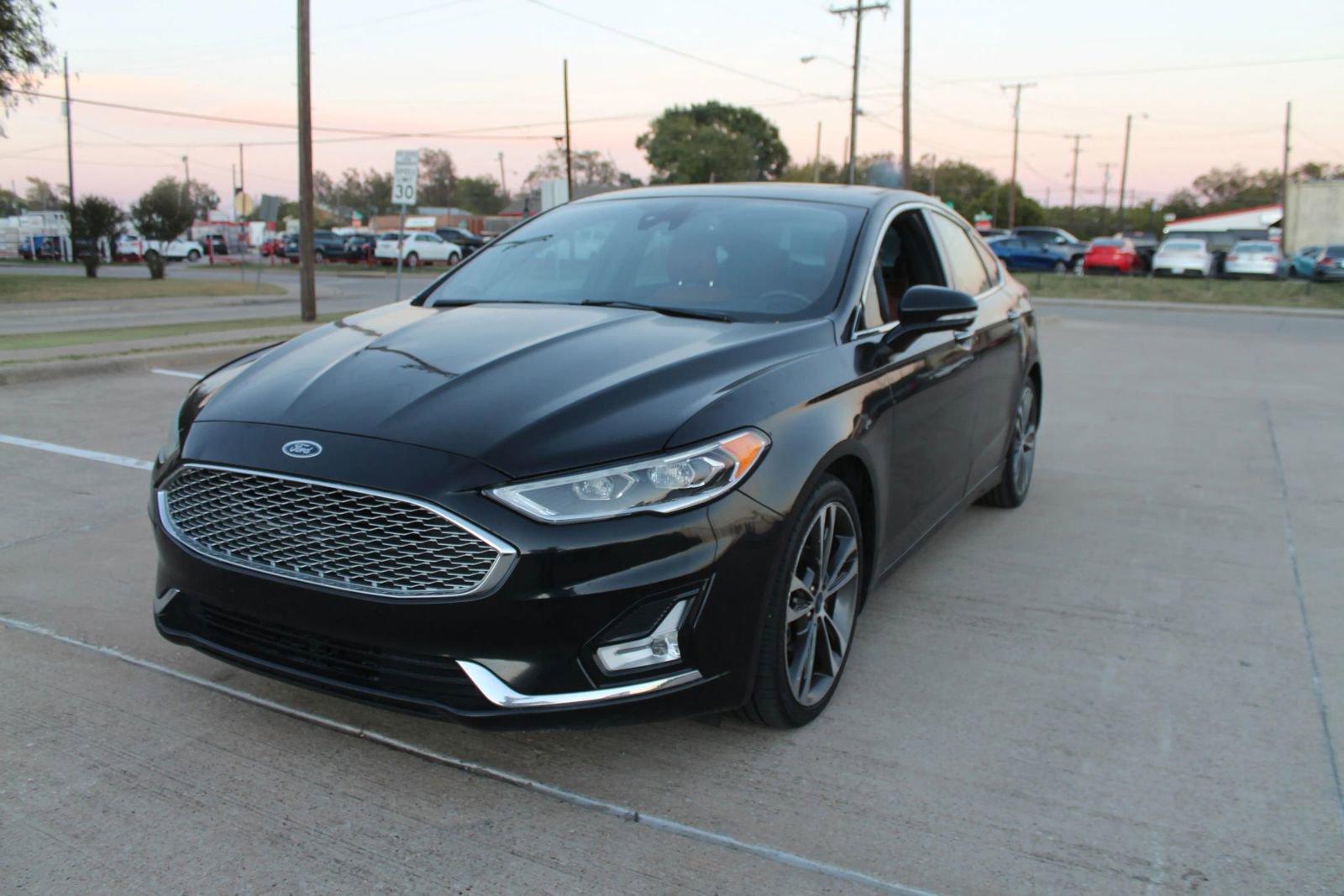 Used 2020 Ford Fusion Titanium FWD image 2