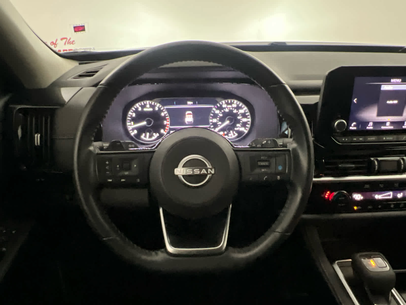 Used 2023 Nissan Pathfinder SV FWD image 15