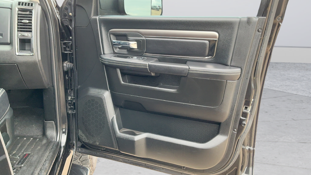 Used 2018 RAM 2500 Lone Star w/ Sport Appearance Group AWD/4WD image 23