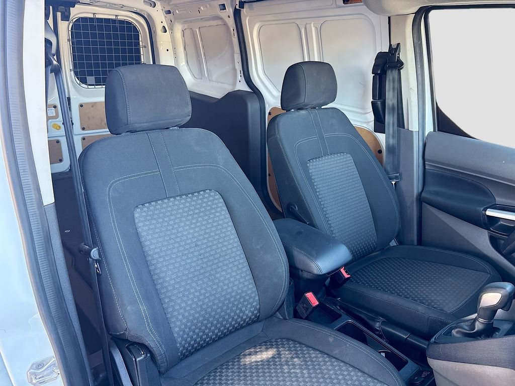Used 2023 Ford Transit Connect XLT image 25