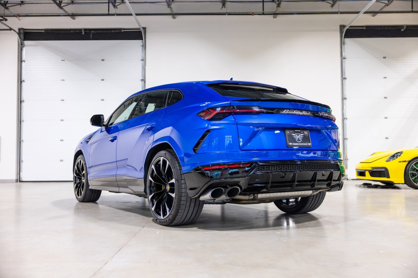 Used 2022 Lamborghini Urus image 6