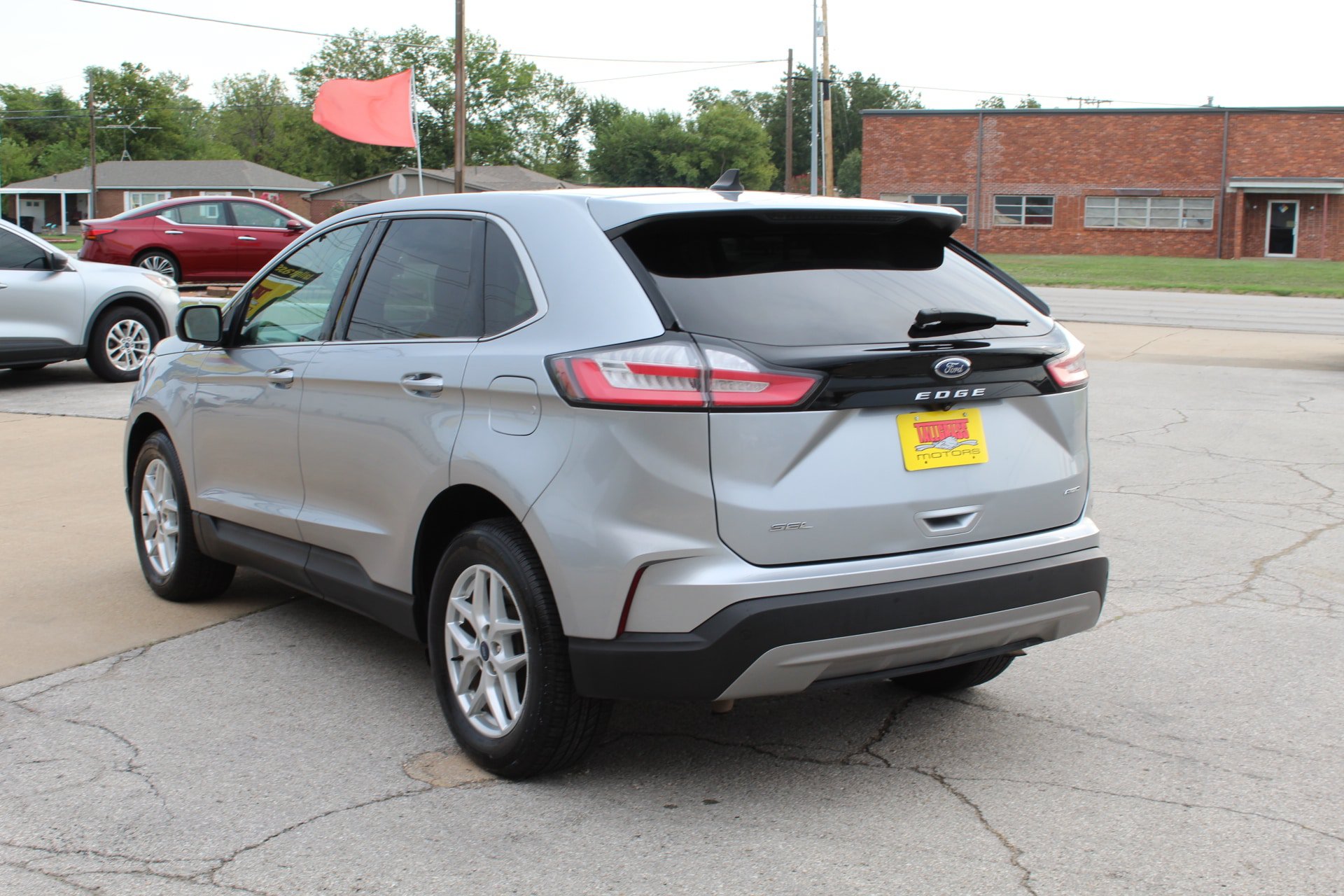 Used 2022 Ford Edge SEL AWD/4WD image 7