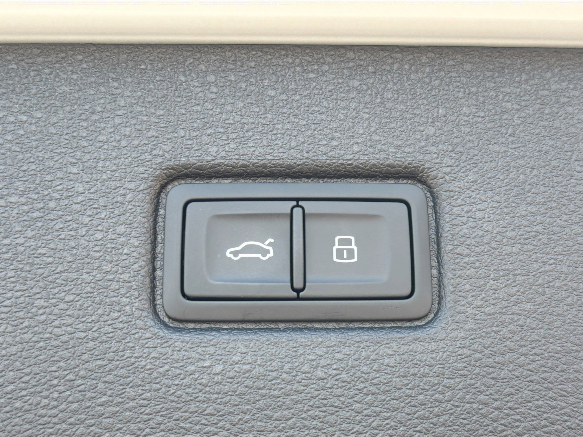 New 2026 Audi Q7 3.0T Premium Plus image 14