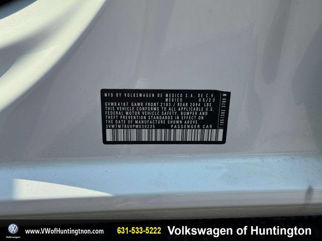 Certified 2023 Volkswagen Jetta SE w/ Panoramic Sunroof Package FWD image 11