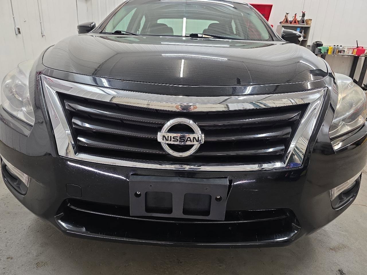 Used 2015 Nissan Altima 2.5 SL w/ Technology Package FWD image 21