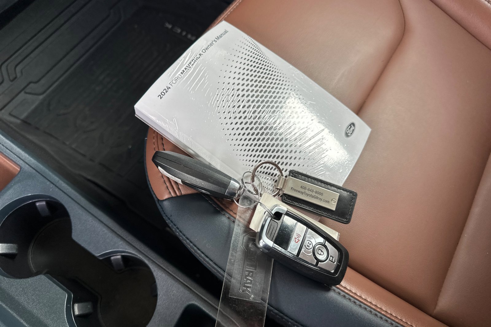 Used 2024 Ford Maverick Lariat w/ FX4 Off-Road Package image 11