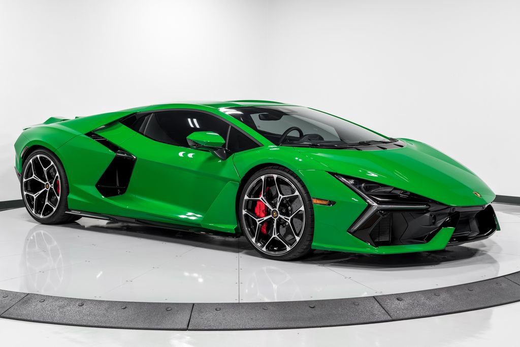 Used 2024 Lamborghini Revuelto image 38
