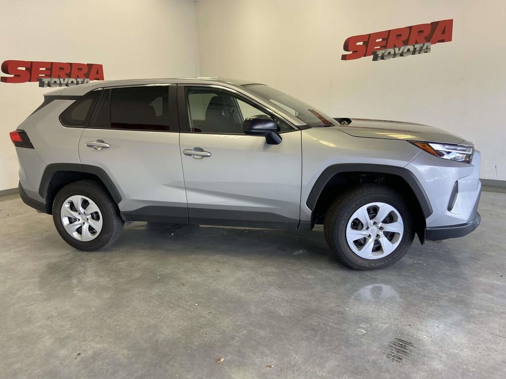 Used 2025 Toyota RAV4 LE image 2
