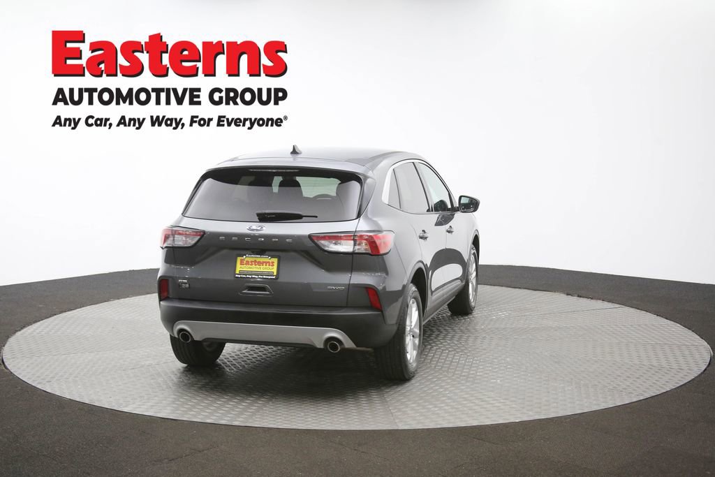 Used 2022 Ford Escape SE w/ Cold Weather Package image 35