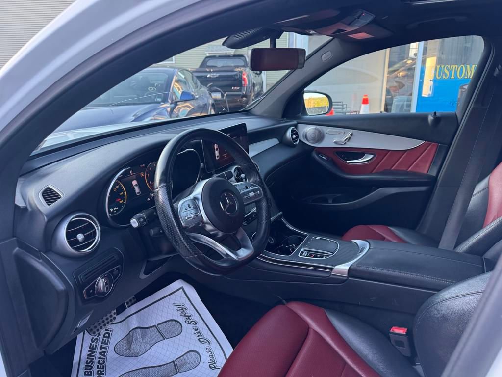 Used 2021 Mercedes-Benz GLC 300 4MATIC Coupe image 9