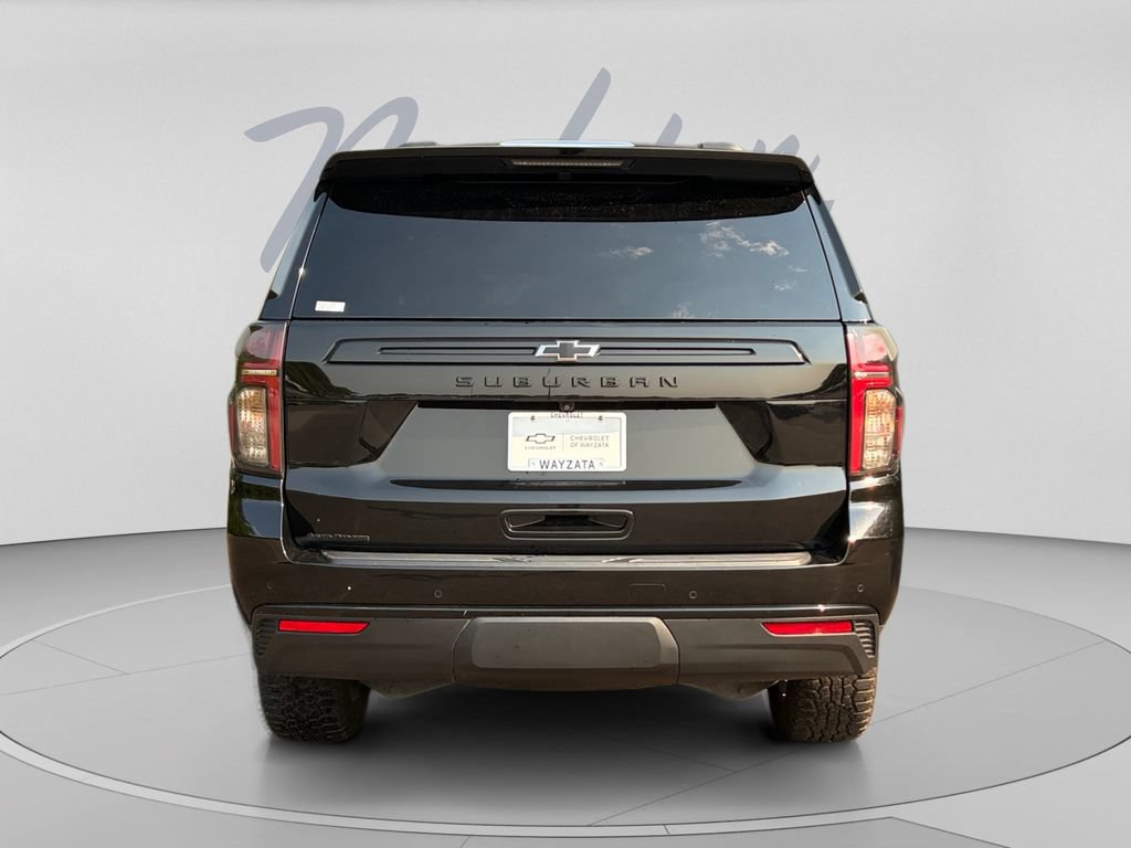 Used 2024 Chevrolet Suburban Z71 AWD/4WD image 7