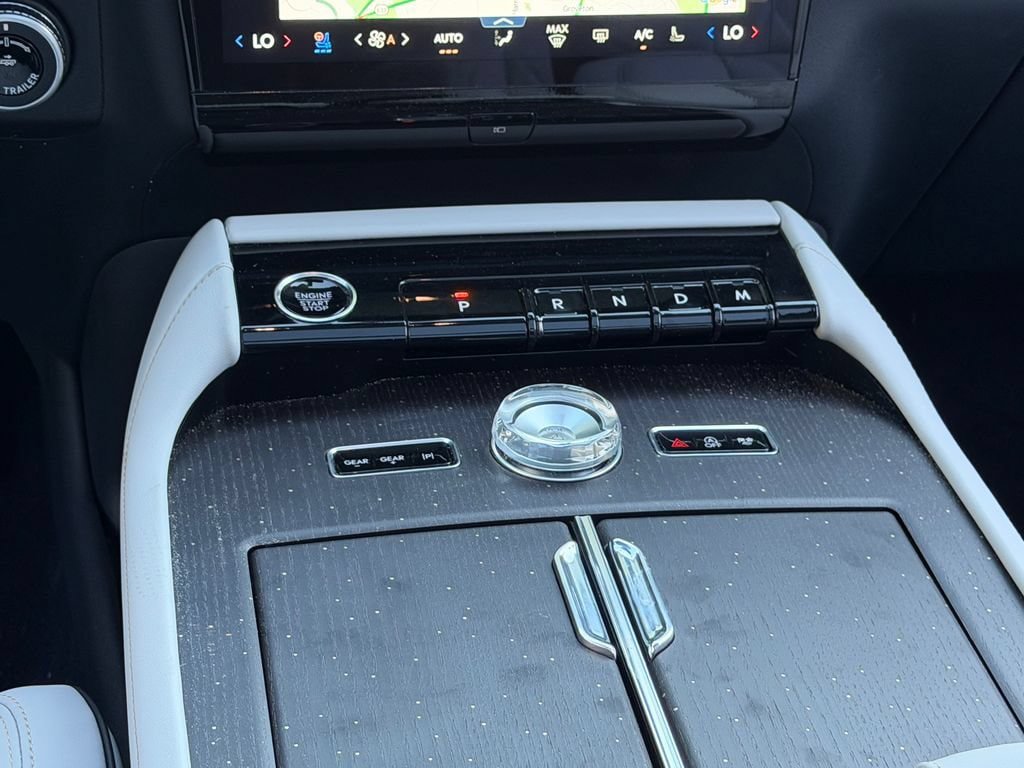 New 2027 Lincoln Navigator L Black Label w/ Black Label Special Edition AWD/4WD image 21