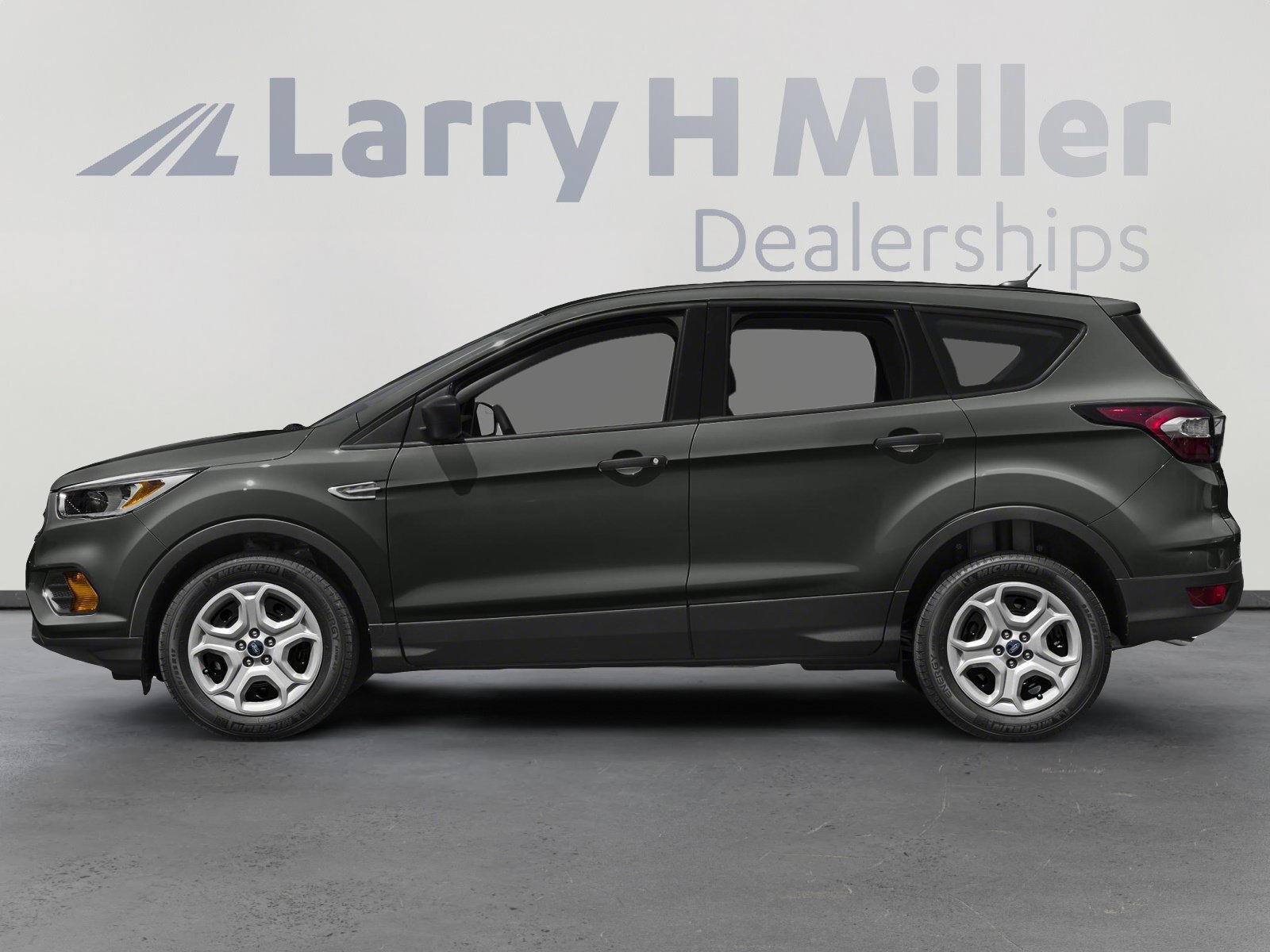 Used 2019 Ford Escape S image 3
